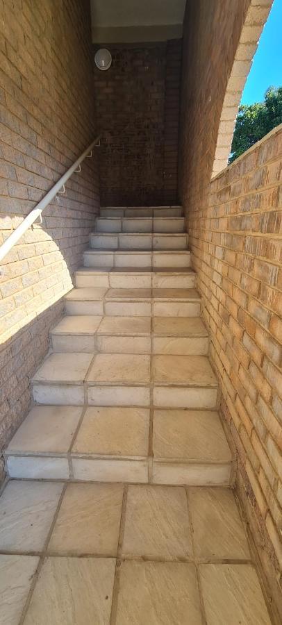 Aride 4 Awesome View Of Uvongo Main Swimming Beach From Communal Braai Area Apartment Margate Exterior photo