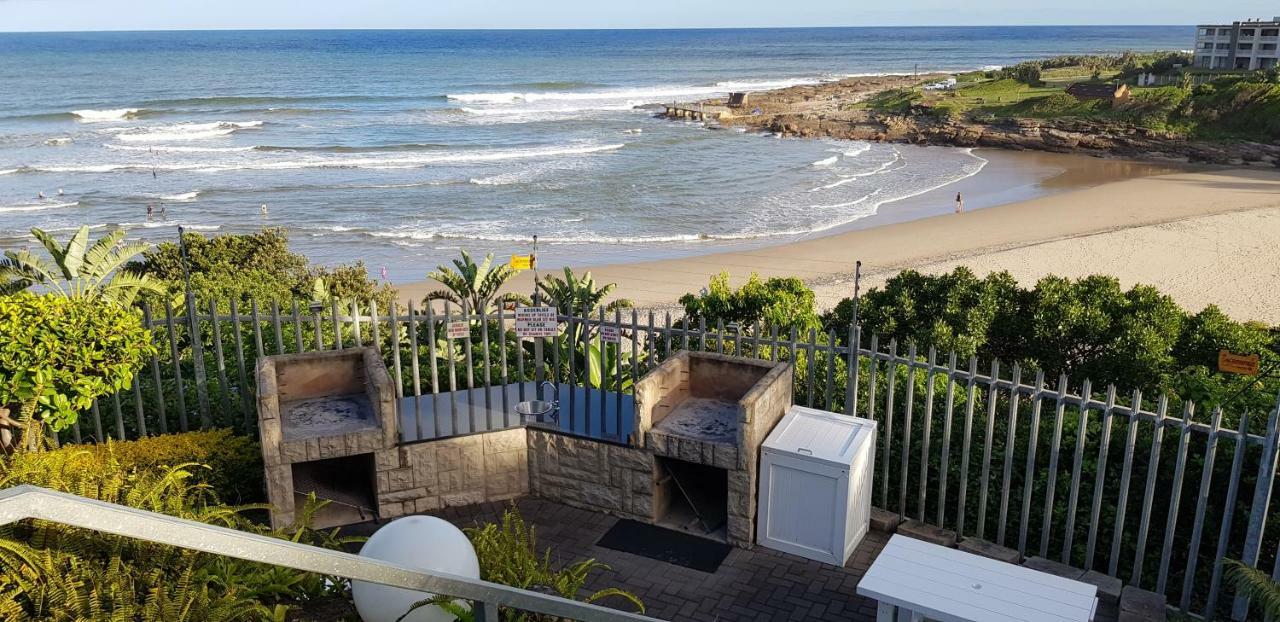Aride 4 Awesome View Of Uvongo Main Swimming Beach From Communal Braai Area Apartment Margate Exterior photo